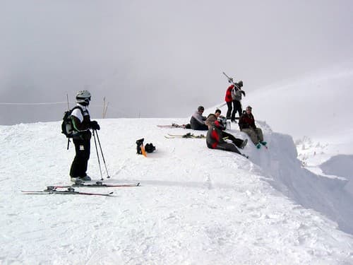 Skiers on the Kicking Horse ridge, recovered from the Wayback Machine